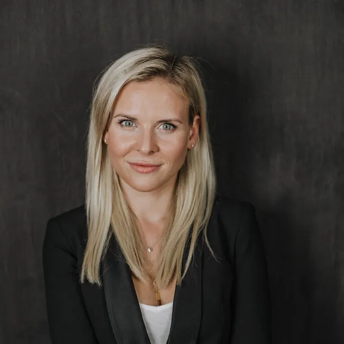 Dr. Johanna Herzog